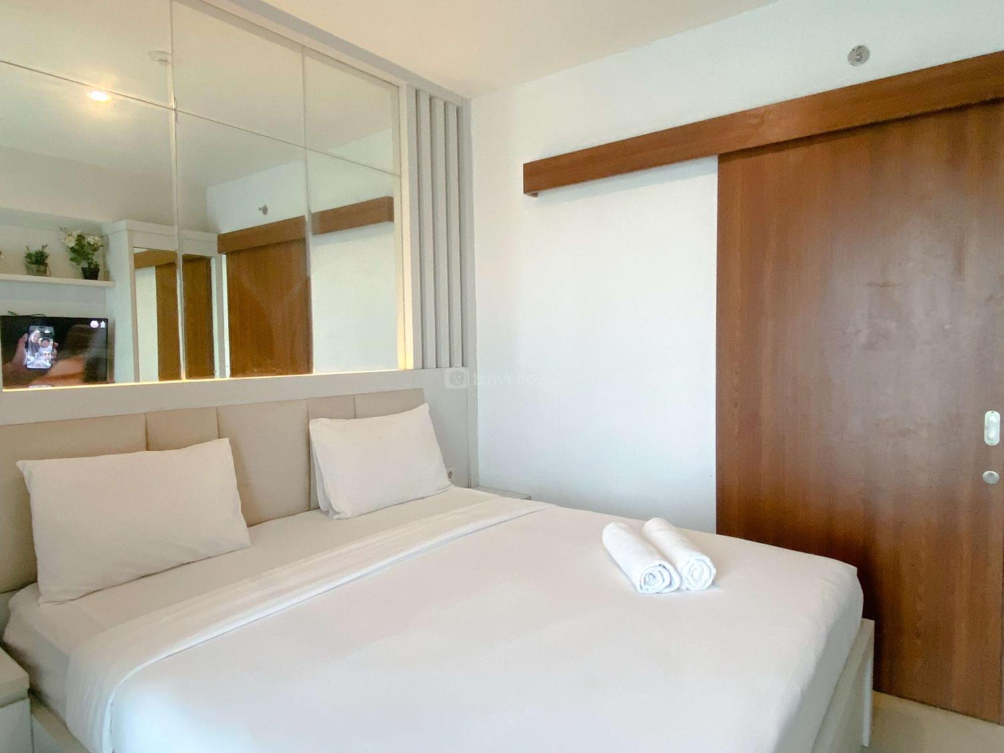 Minimalist Grand Kamala Lagoon By Travelio Apartemen Bekasi